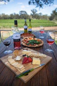  Neapolitan Style Pizza at Upper Reach Winery