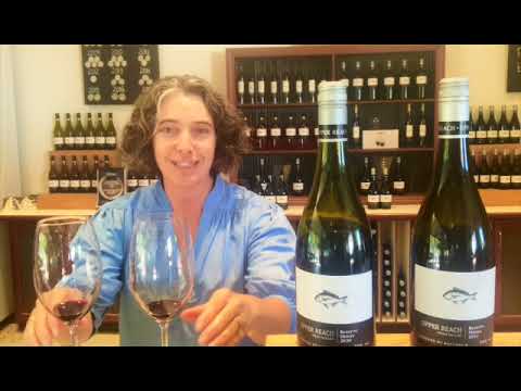 How does wine age? Let's compare a young Shiraz with one 13 years older.