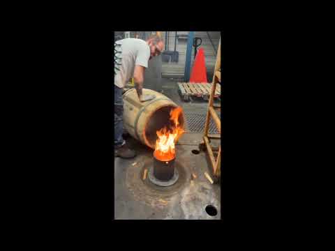 How Upper Reach's French Oak barrels are toasted.